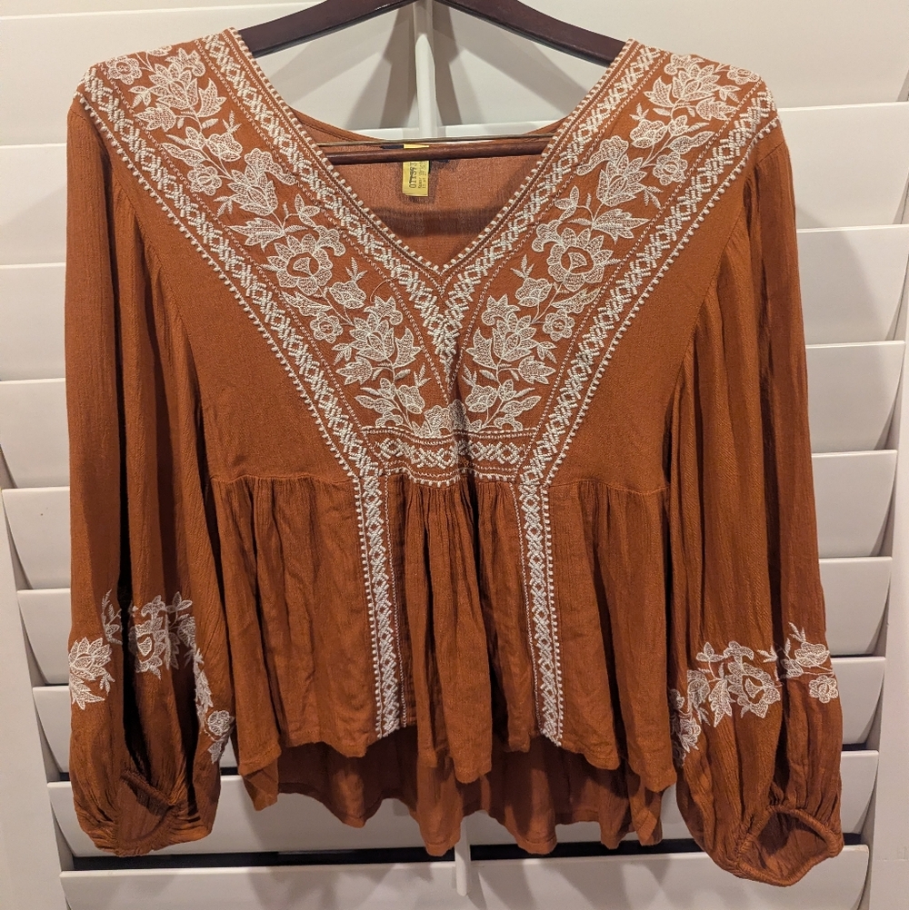 Zara Brown Blouse with White Embroidery